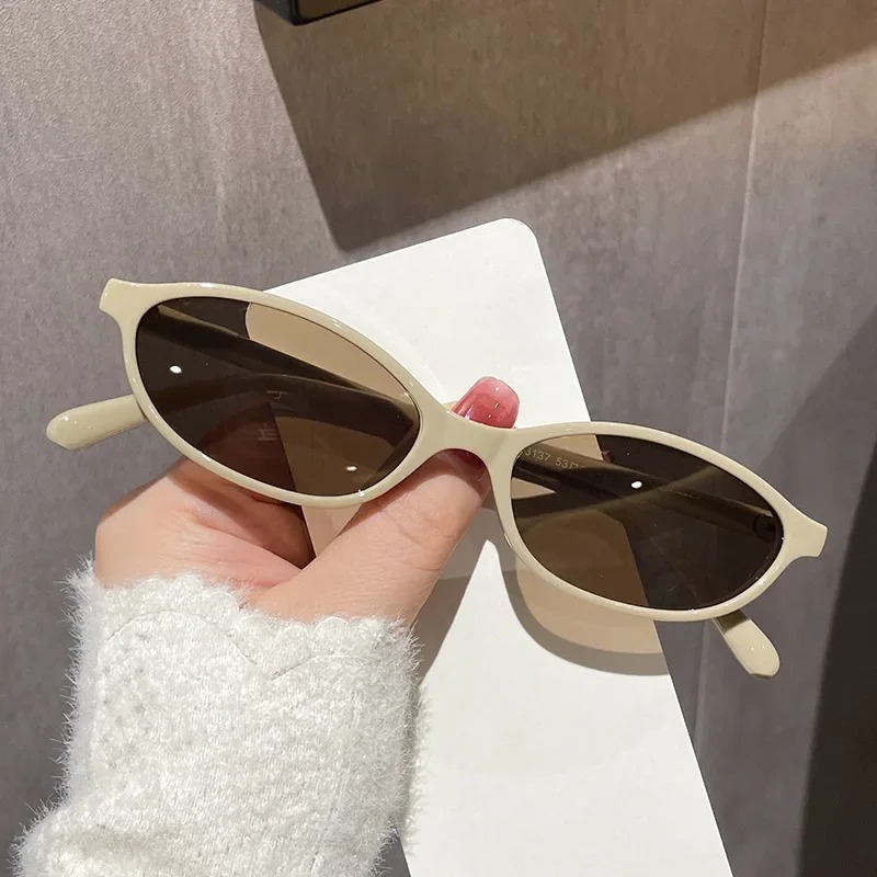 New Retro Sexy Cat Eye Sunglas - огляд і ціна Street Fashion Glasses