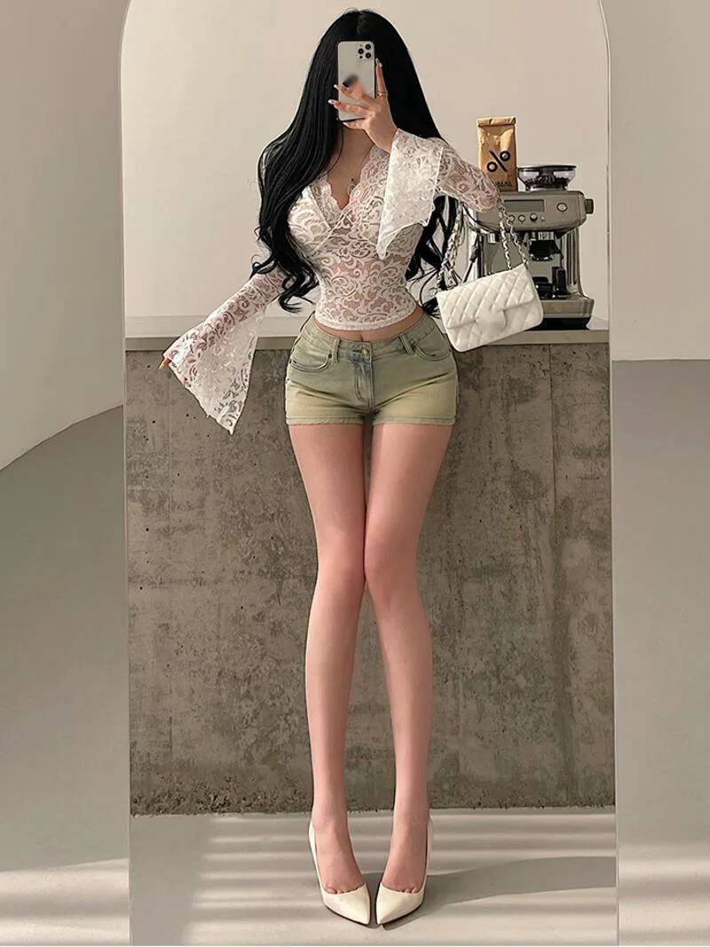 Korean Manga Hot Girl Sexy Tig - огляд і ціна Street Fashion Korean Girl