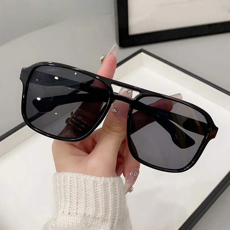 Square Double Bridges Sunglass - огляд і ціна Street Fashion Glasses